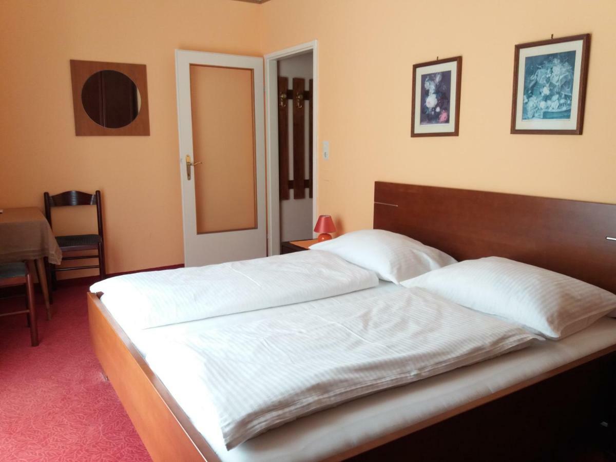Pension Villa Inge Badeni járás Kültér fotó